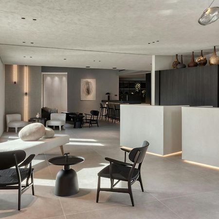 Domes Novos Santorini, Autograph Collection Hotel เอีย ภายนอก รูปภาพ