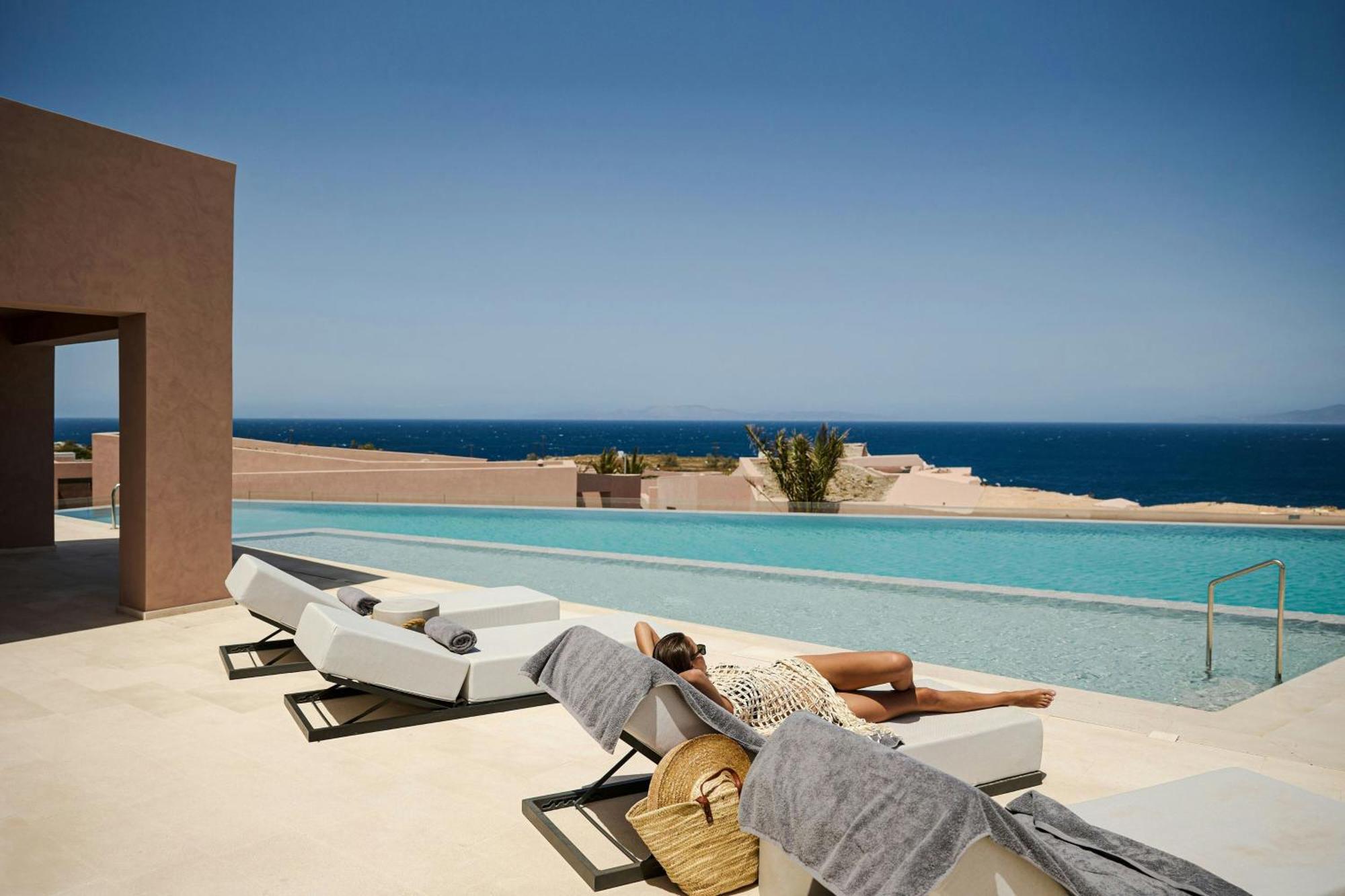 Domes Novos Santorini, Autograph Collection Hotel เอีย ภายนอก รูปภาพ