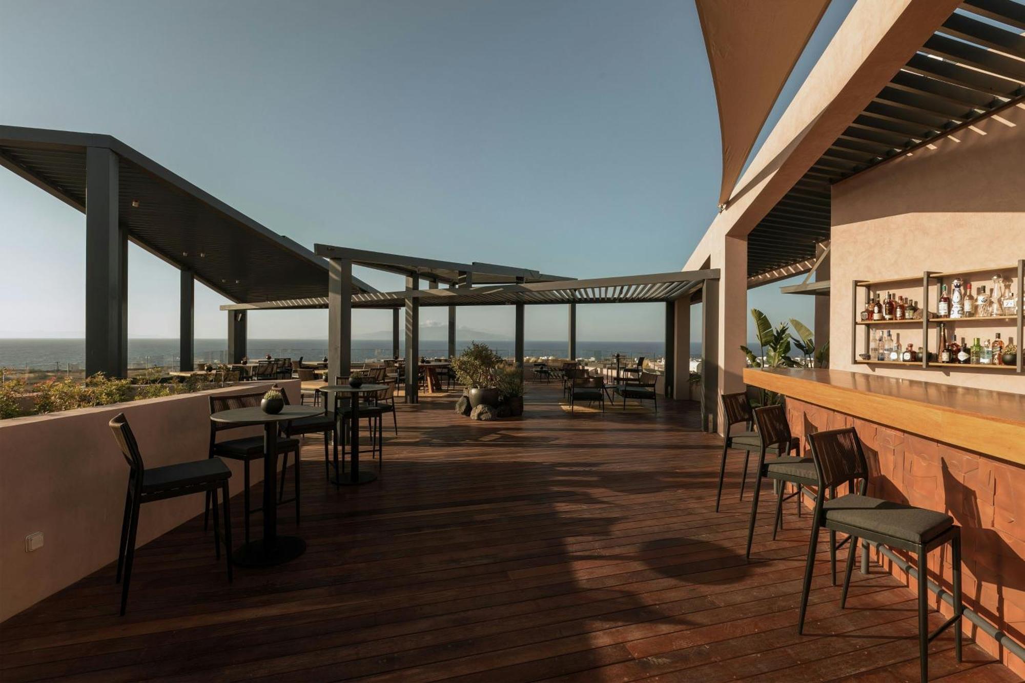 Domes Novos Santorini, Autograph Collection Hotel เอีย ภายนอก รูปภาพ