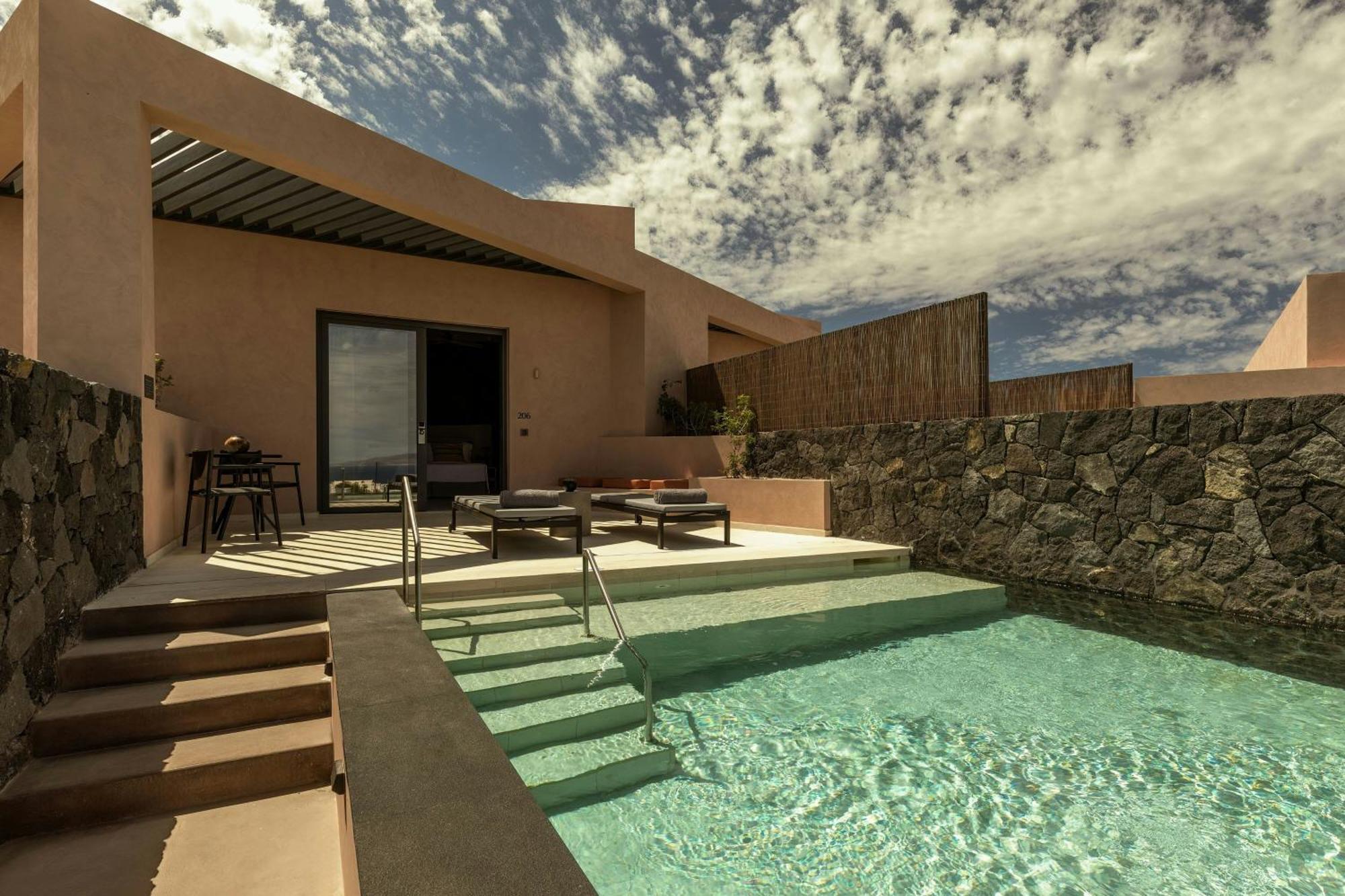 Domes Novos Santorini, Autograph Collection Hotel เอีย ภายนอก รูปภาพ