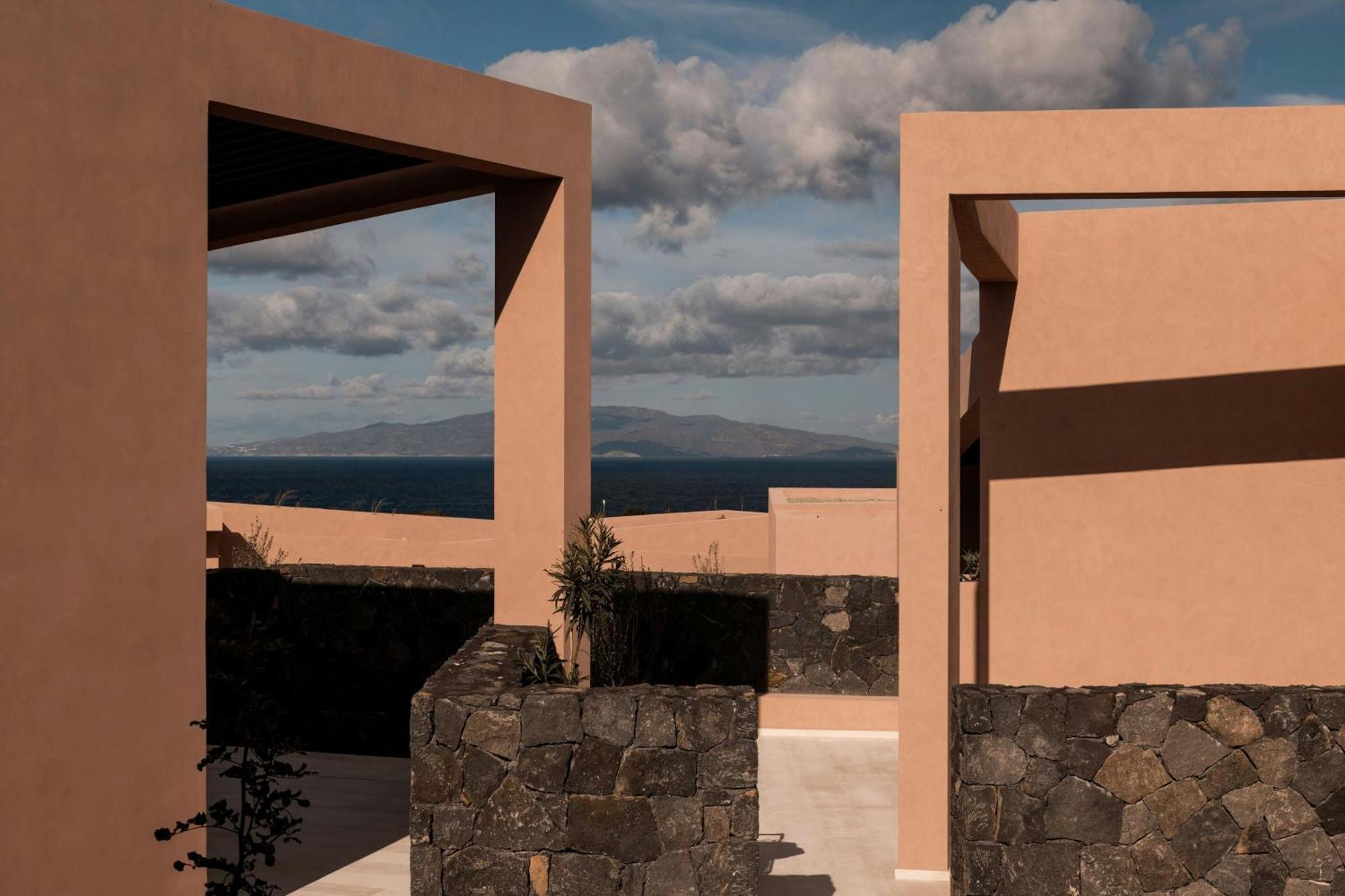 Domes Novos Santorini, Autograph Collection Hotel เอีย ภายนอก รูปภาพ